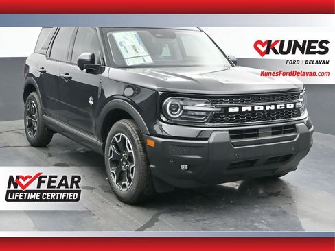 New 2025 Ford Bronco Sport Outer Banks w/ Outer Banks Tech Package+ image 1