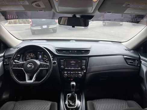 Used 2019 Nissan Rogue SV AWD/4WD image 39