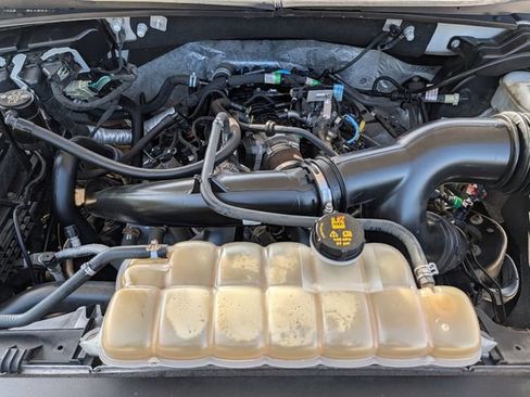Used 2019 Ford F150 XL w/ Equipment Group 101A Mid AWD/4WD image 29