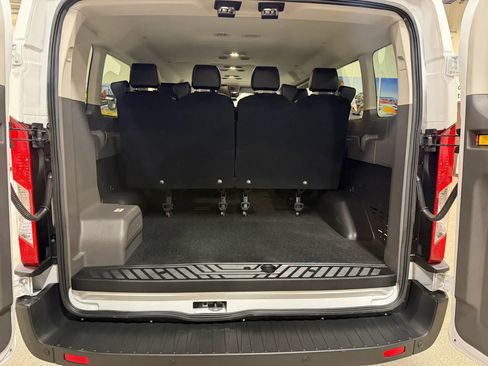 Used 2023 Ford Transit 350 XL RWD image 22