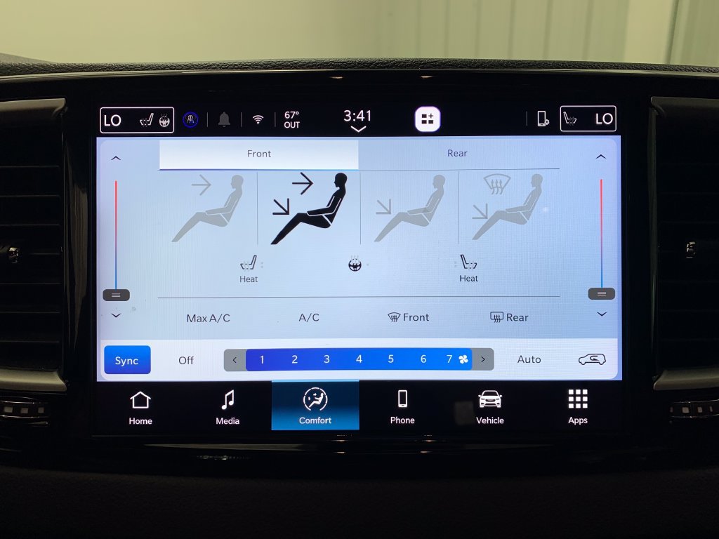 Used 2026 Chrysler Pacifica Select FWD image 29