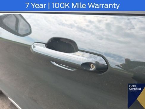 Used 2023 Ford Explorer XLT RWD image 25