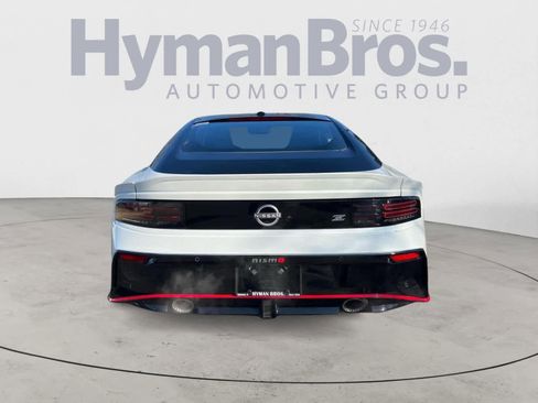 Used 2024 Nissan Z NISMO w/ Floor Mat Package image 4