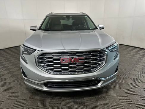 Used 2018 GMC Terrain Denali w/ Comfort Package image 8