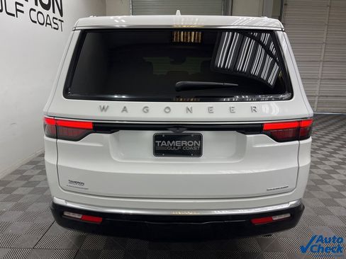 Used 2023 Jeep Wagoneer Series III w/ Convenience Group I image 10