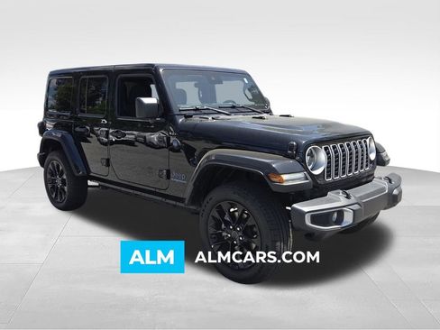 Used 2025 Jeep Wrangler Unlimited Sahara w/ Safety Group AWD/4WD image 1
