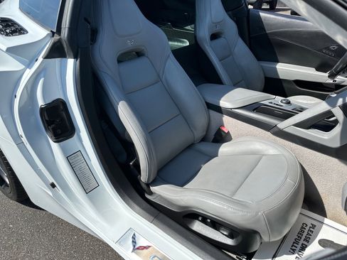 Used 2017 Chevrolet Corvette Stingray Coupe w/ 3LT Preferred Equipment Group image 19