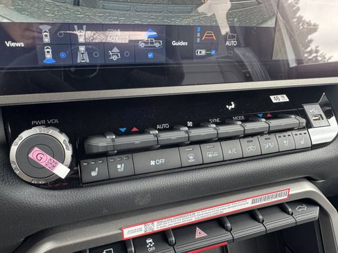 New 2026 Toyota Tundra Limited image 42