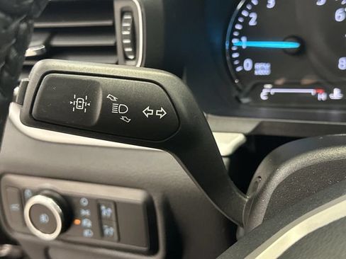 Used 2023 Ford Explorer XLT w/ Equipment Group 202A AWD/4WD image 35