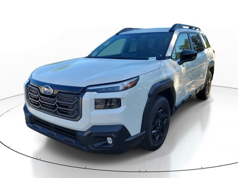 Used 2026 Subaru Outback Limited AWD/4WD image 3