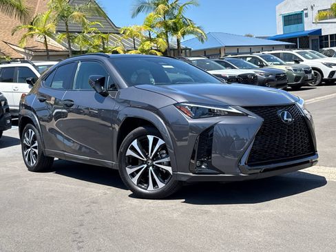 Used 2025 Lexus UX 300h AWD image 2