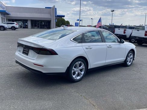 New 2026 Honda Accord LX image 5