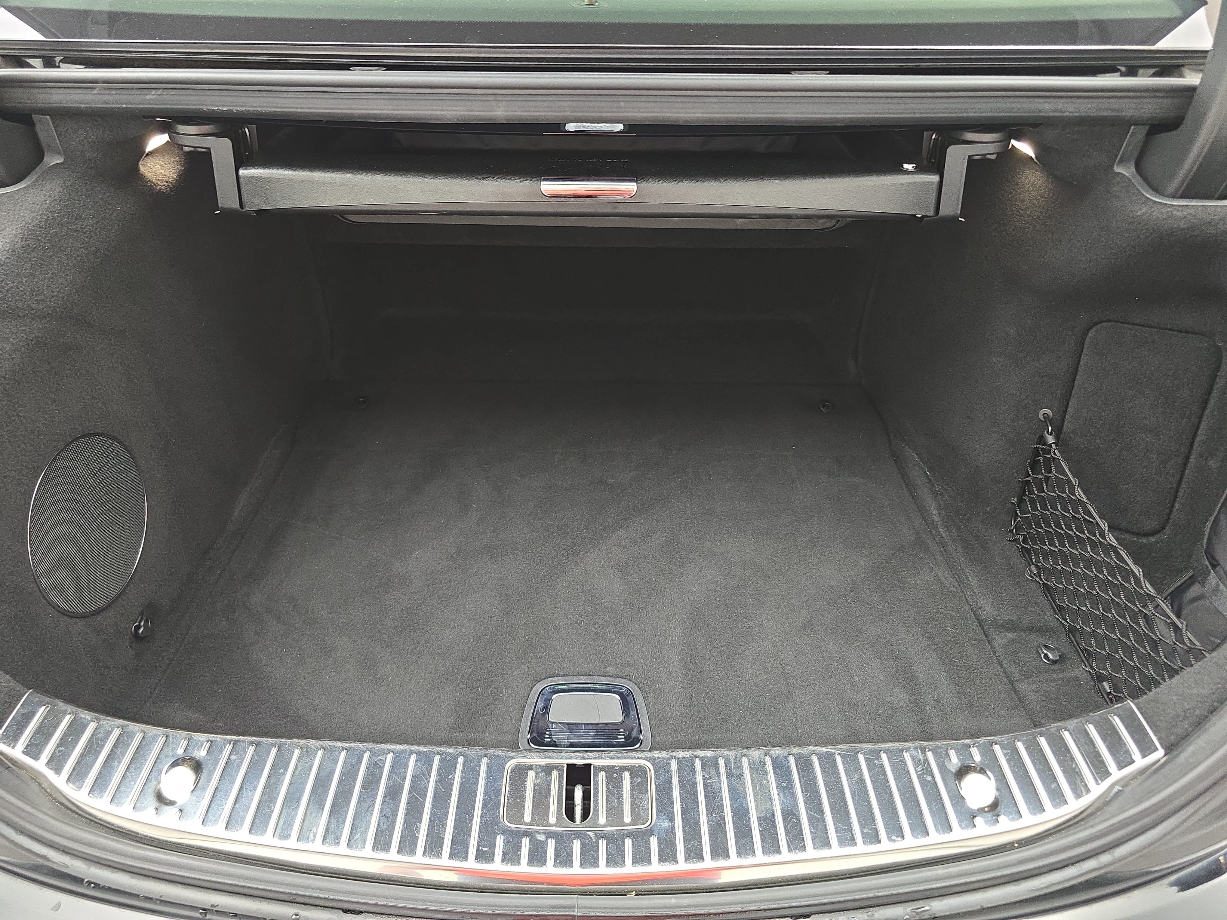 Used 2020 Mercedes-Benz S 560 Sedan image 14