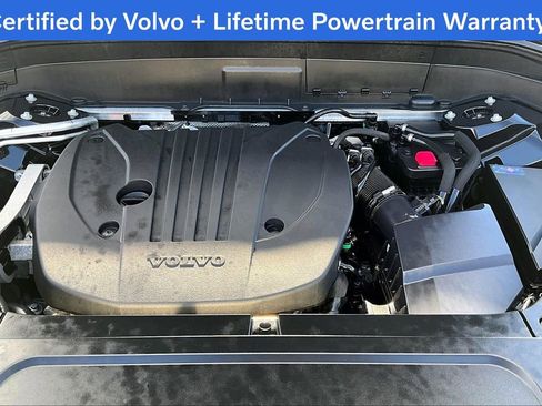 Certified 2025 Volvo XC90 B5 Plus image 13