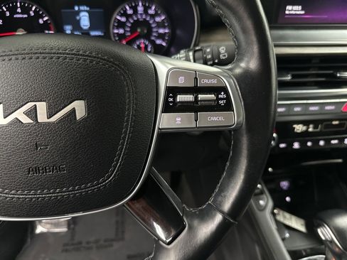 Used 2022 Kia Telluride EX w/ EX Premium Package image 18