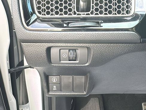 Used 2023 Honda Civic Sport image 9