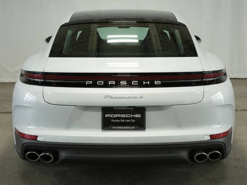 New 2025 Porsche Panamera 4 image 12