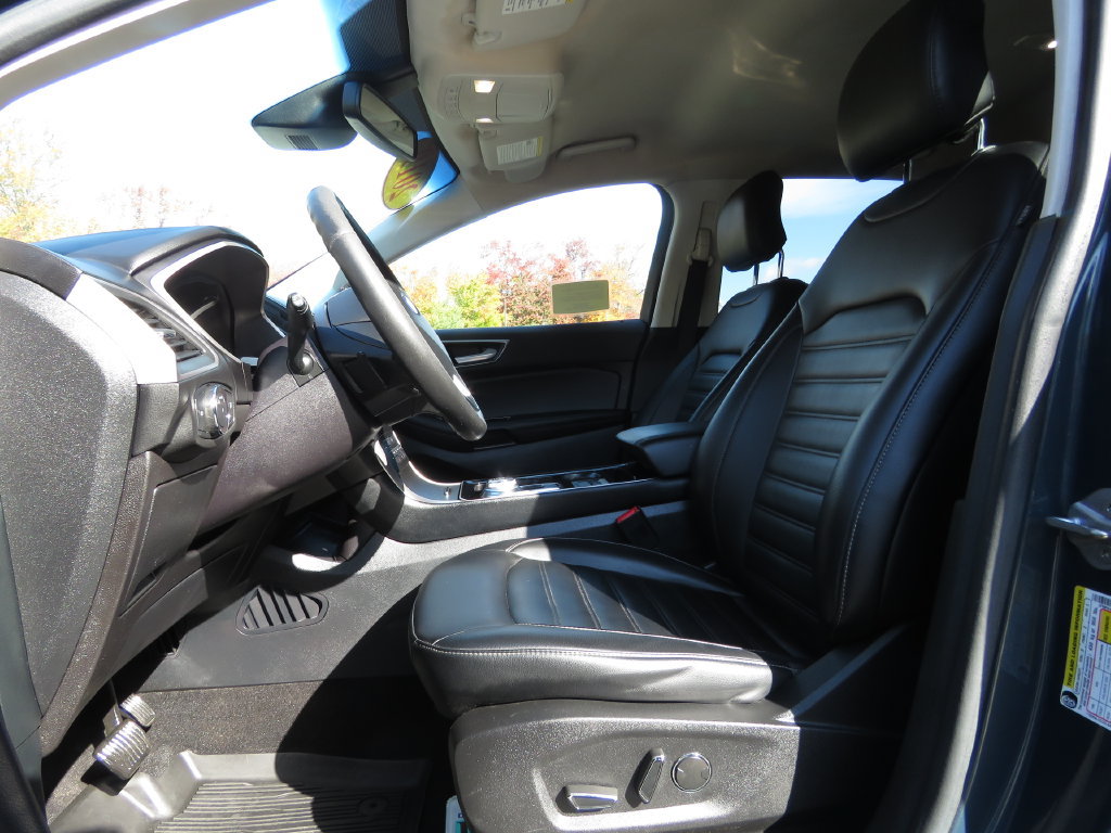 Used 2019 Ford Edge SEL w/ Equipment Group 201A AWD/4WD image 10