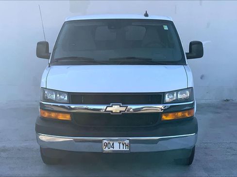 Used 2020 Chevrolet Express 3500 LT w/ LT Preferred Equipment Group RWD image 6