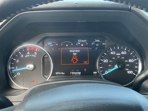 Certified 2022 Ford F450 Platinum w/ FX4 Off-Road Package image 30