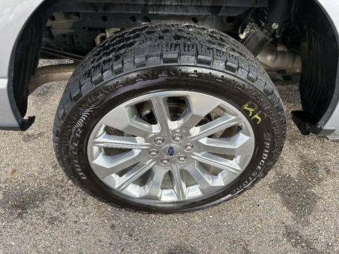 Used 2022 Ford F150 Limited AWD/4WD image 14