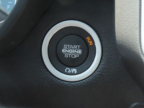 Used 2023 RAM 1500 Big Horn AWD/4WD image 29