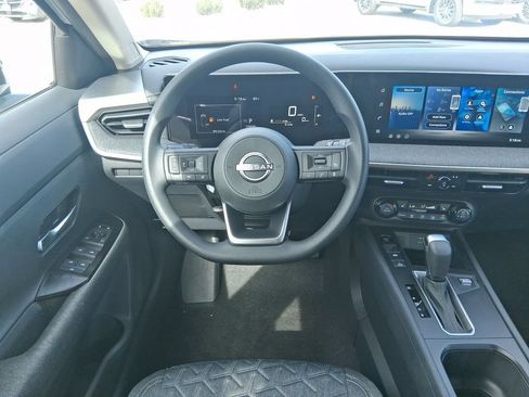 New 2026 Nissan Kicks SV w/ SV Premium Package FWD image 15