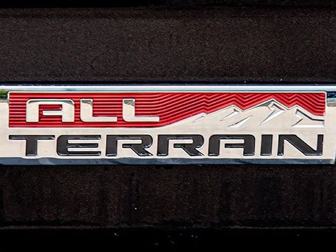 Used 2016 GMC Sierra 1500 SLE image 18