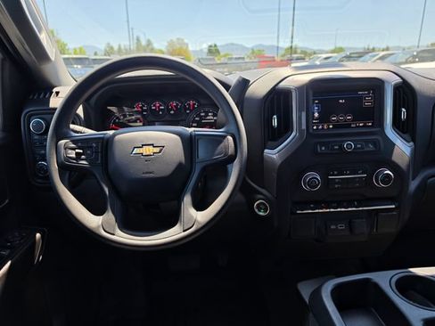 Used 2022 Chevrolet Silverado 1500 Custom AWD/4WD image 13
