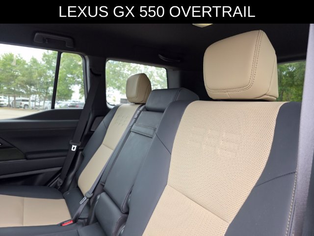 Used 2024 Lexus GX 550 AWD/4WD image 17