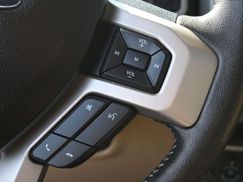 Used 2020 Ford F450 Lariat w/ Lariat Ultimate Package image 35