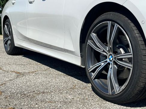 Certified 2023 BMW 330i xDrive Sedan w/ Premium Package AWD/4WD image 9