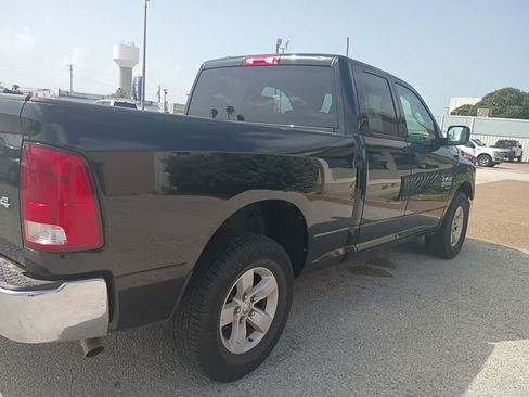 Used 2024 RAM 1500 Classic SLT AWD/4WD image 7