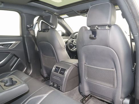 Used 2024 Jaguar XF R-Dynamic SE image 16