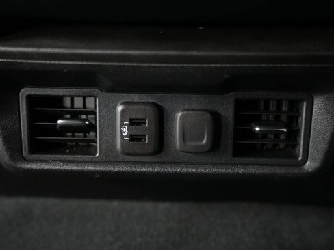 Used 2019 Chevrolet Silverado 1500 RST w/ All-Star Edition image 40