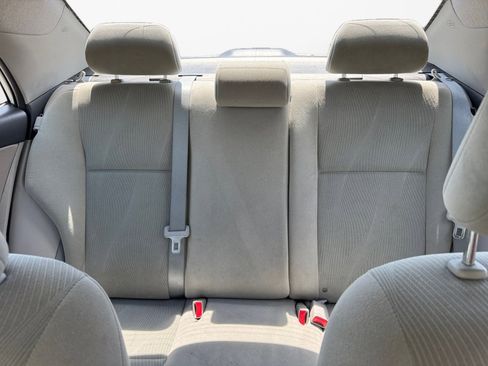 Used 2013 Toyota Corolla LE image 12