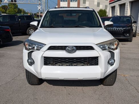 Used 2014 Toyota 4Runner SR5 Premium image 3