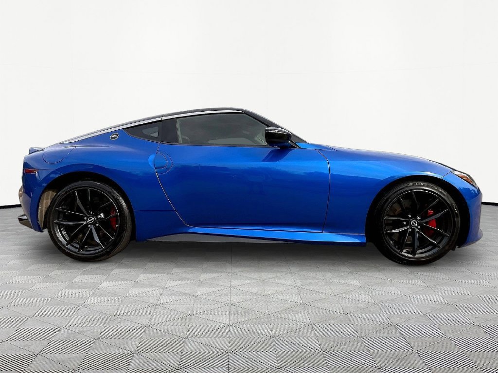 Used 2024 Nissan Z Performance w/ Floor Mat Package RWD image 5