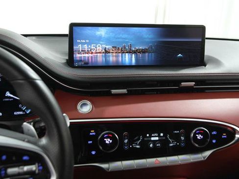 Used 2022 Genesis GV70 3.5T Sport w/ Sport Prestige Package image 9