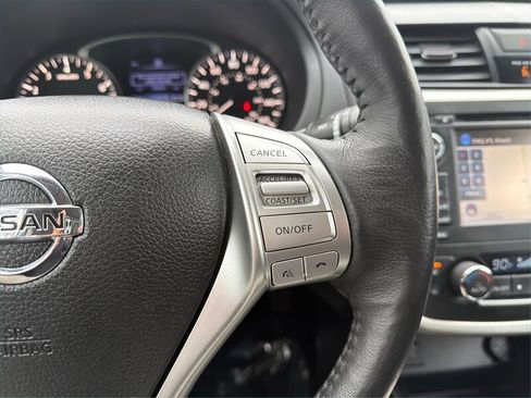 Used 2017 Nissan Altima 2.5 SV w/ Convenience Package image 27