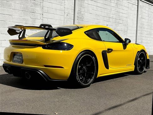 Certified 2025 Porsche 718 Cayman GT4 RS image 17