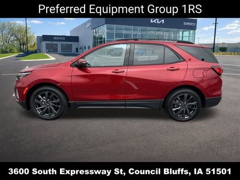 Used 2023 Chevrolet Equinox RS w/ RS Leather Package AWD/4WD image 8
