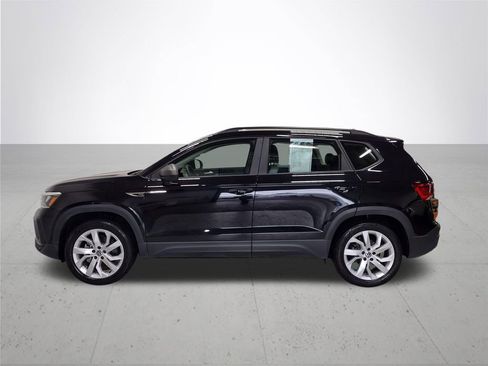 Certified 2023 Volkswagen Taos S w/ Driver Assistance Package AWD/4WD image 11