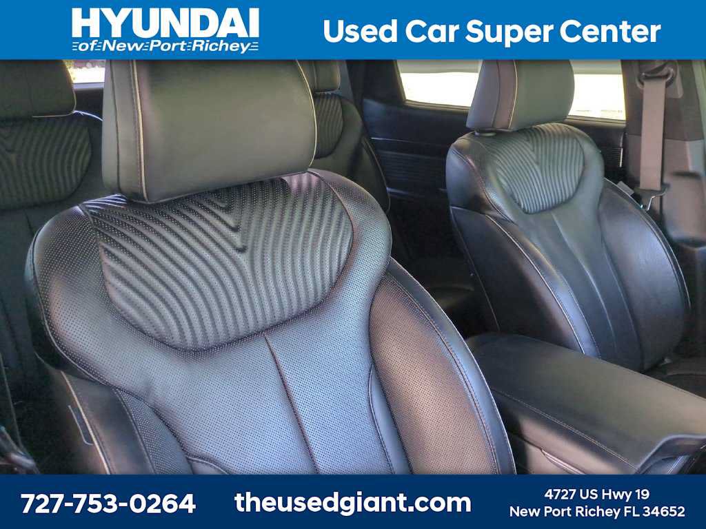 Used 2024 Hyundai Palisade Calligraphy FWD image 6