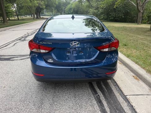 Used 2016 Hyundai Elantra Value Edition FWD image 4