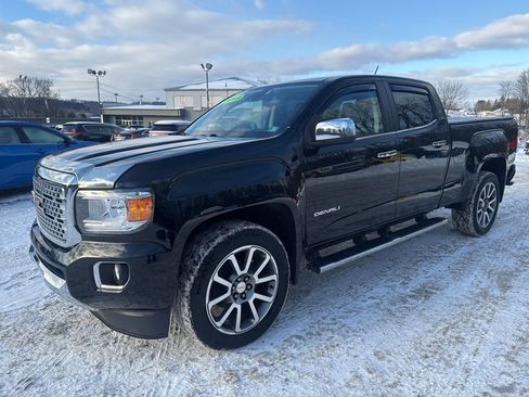 Used 2019 GMC Canyon Denali image 4