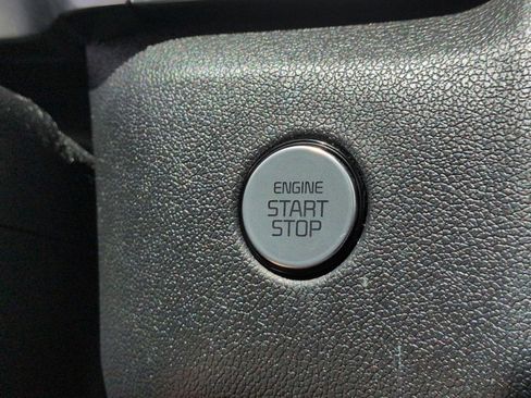Certified 2023 Kia Sorento S FWD image 35