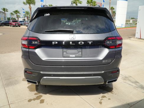 New 2026 Honda Pilot EX-L image 6