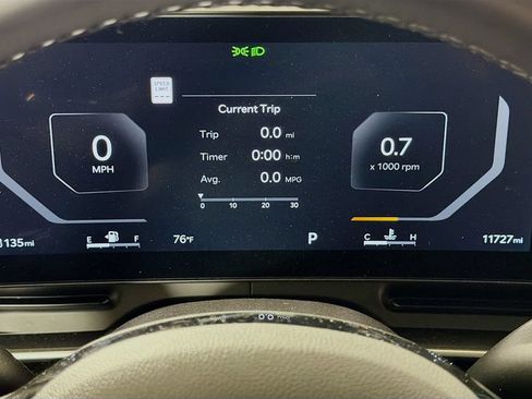 Used 2025 Kia Carnival SX Prestige FWD image 14