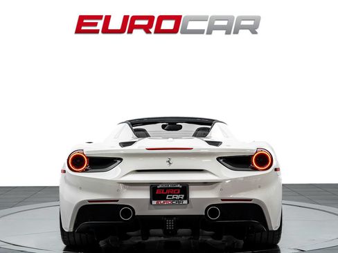 Used 2019 Ferrari 488 Spider RWD image 5